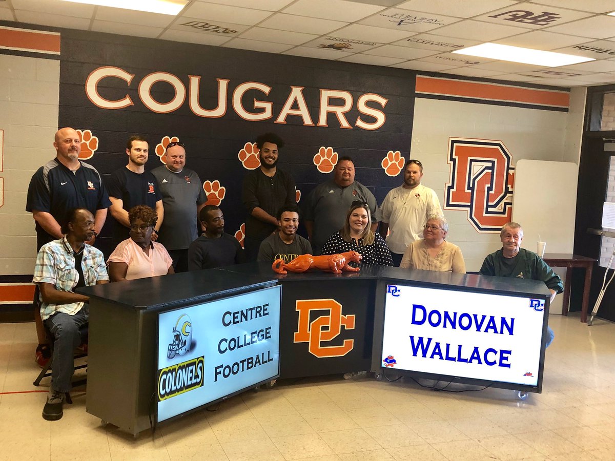 Congrats to <a href="/donovanwallace7/">Donovan Wallace</a> for signing with <a href="/CentreFootball/">Centre College Football</a>‼️High Character young man with great work ethic! Proud of you!