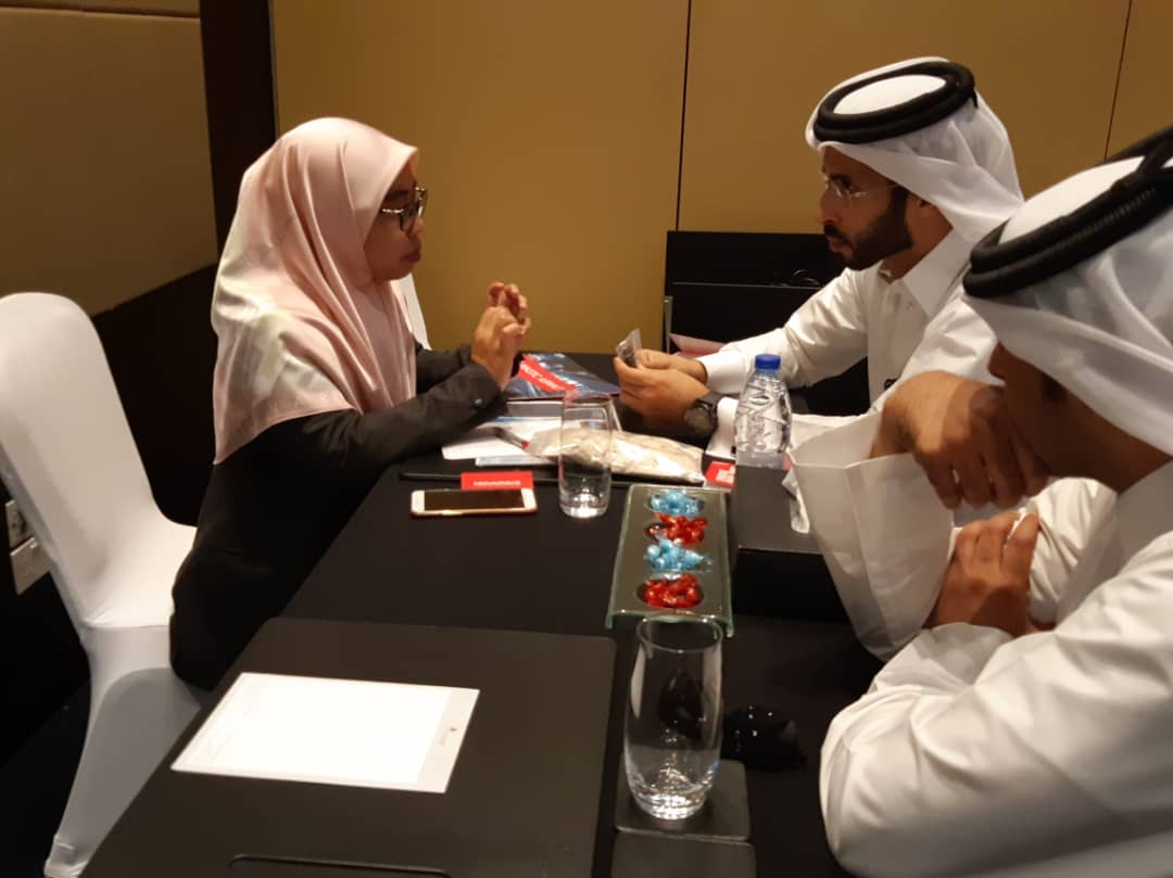 matrade's tweet photo. MATRADE coordinated a B2B session for Malaysian companies to meet with Qatari businessmen during an #ExportAccelerationMission in Doha. Among the sectors highlighted include Medical Devices & Facility Management. #FosterTradeRelations #ChooseMalaysia @MITIMalaysia @DarellLeiking https://t.co/ZTrBS82Qpi
