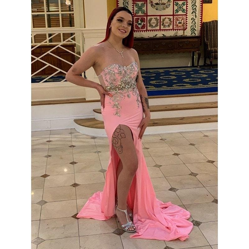 bikermom5's tweet photo. Karleigh @ 2019 OSHS Prom https://t.co/So90AcJtFI