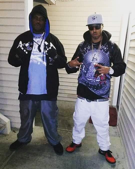 jaytunes101's tweet photo. Dont Forget When Nobody Would Fuck With The Jungle To Help Put Us On This Man Did Tay Capone Aka Killa Tay It Dont Matter If It Was Me Or Another Artist Thats Why I Never Will Turn My Back On Him Or Go Against Him #LoyaltyIsRoyalty 🎶💯 https://t.co/JvPDrtC5UW