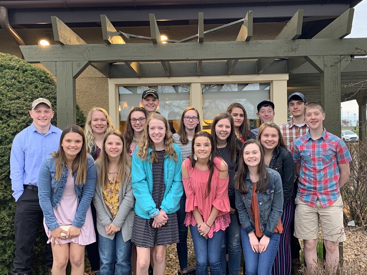 BHSAgDept's tweet photo. Look at this group...proud advisor and the trip just started. Traditions continue with our trip to Olive Garden. Back at the hotel for studying, swimming, and hopefully sleep! Contests tomorrow!! #BHSFFA #AspireToBeFFA https://t.co/UEanX2sZFN