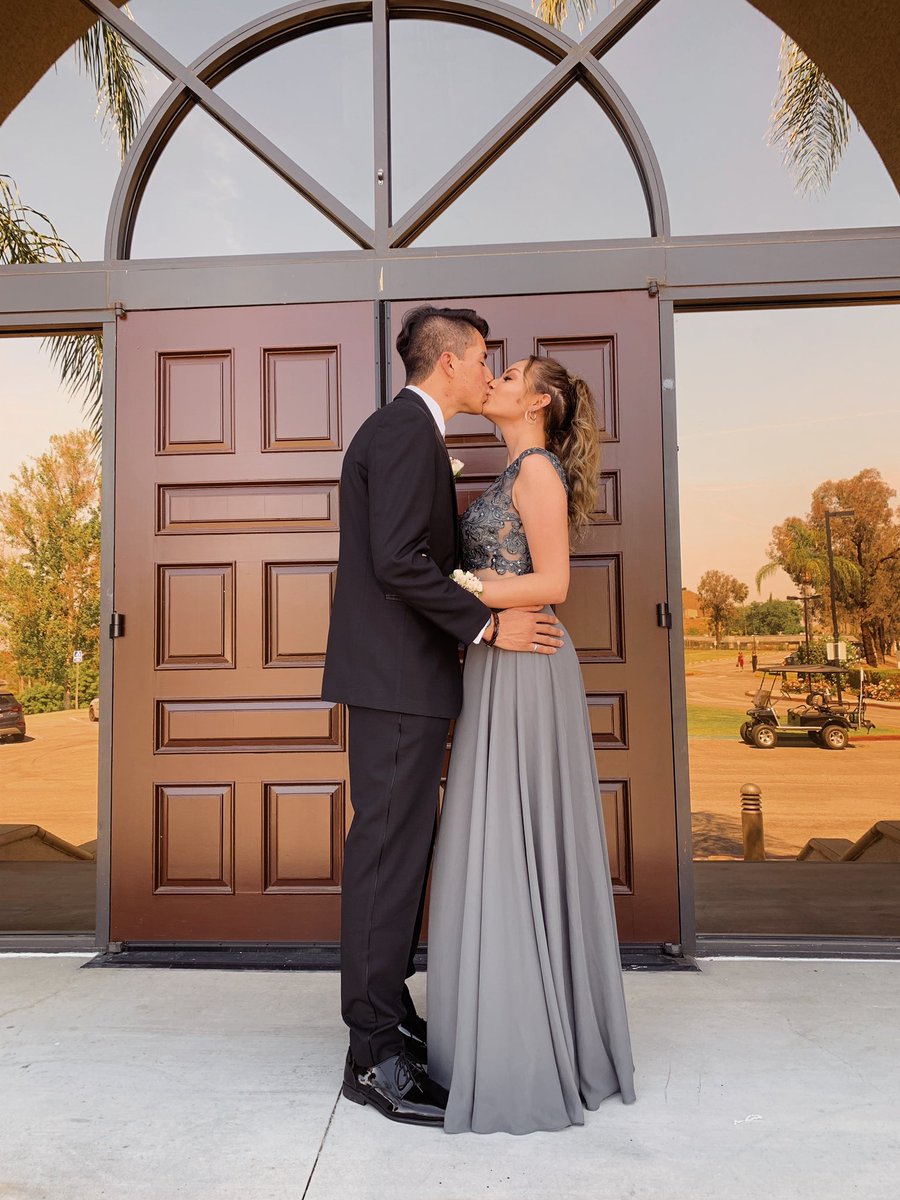 brooklyncoomer's tweet photo. Senior prom with my love ❤️ https://t.co/K1FHAcSg7A