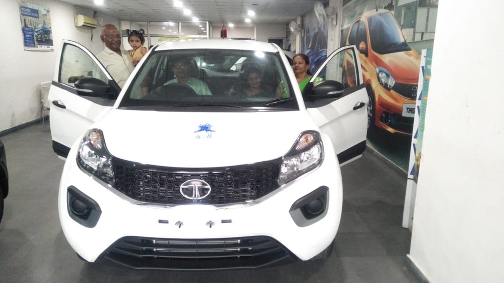 Smart_carz_care's tweet photo. SMART CARZ CARE
A complete solution for car cleaning,detailing and multi car services.
Call or whatsapp on 7348401234
#STEAMWASH #INTERIORDRYCLEANING #DETAILING #TEFLONCOATING #CERAMICCOATING #CUTTERPOLISH #CARPAINTING https://t.co/kJGNbaSYnA