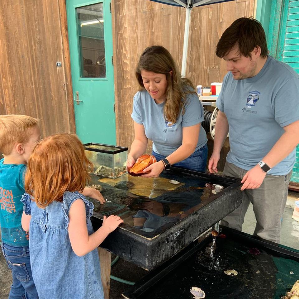 MLMLmarinesci's tweet photo. #MLMLOpenhouse closing remarks from our director, Dr. Jim Harvey:
๐Thank you all, especially the students, for another incredible Open House. We had nearly 5,000 people come through our doors, and within days we will know how much was raised for the students. ๐ณ https://t.co/itVpQ91SUn