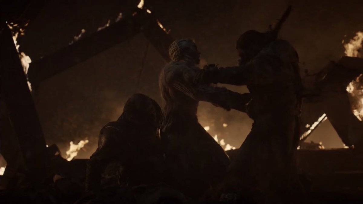 dracaras's tweet photo. “What kind of queen am I if I’m not willing to risk my life for my people?” -Daenerys Targaryen, the queen we chose. https://t.co/VPYJg4m124