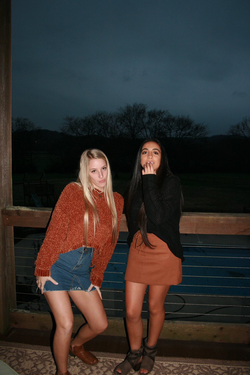 eanahimartinez's tweet photo. Happy birthday to my best friend!!🤩 Thank you for taking care of me when I need you and being my crazy side chick!! Idk what I would have done without you throughout these years and can’t wait to make more mems this summer!😽🤪🤙🏼❤️❤️❤️ https://t.co/XAKJqvlTqP