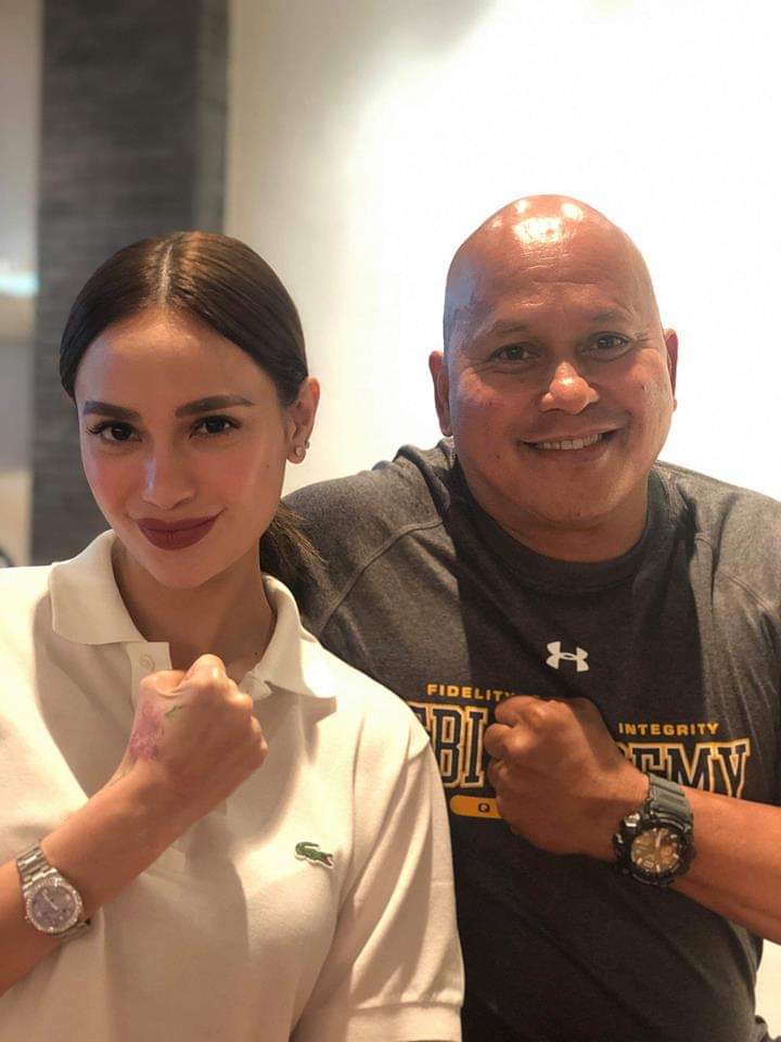 Solid_BATO's tweet photo. Thanks for supporting me for free, Miss Arci❤😆😘 https://t.co/44tjqyP3hV
