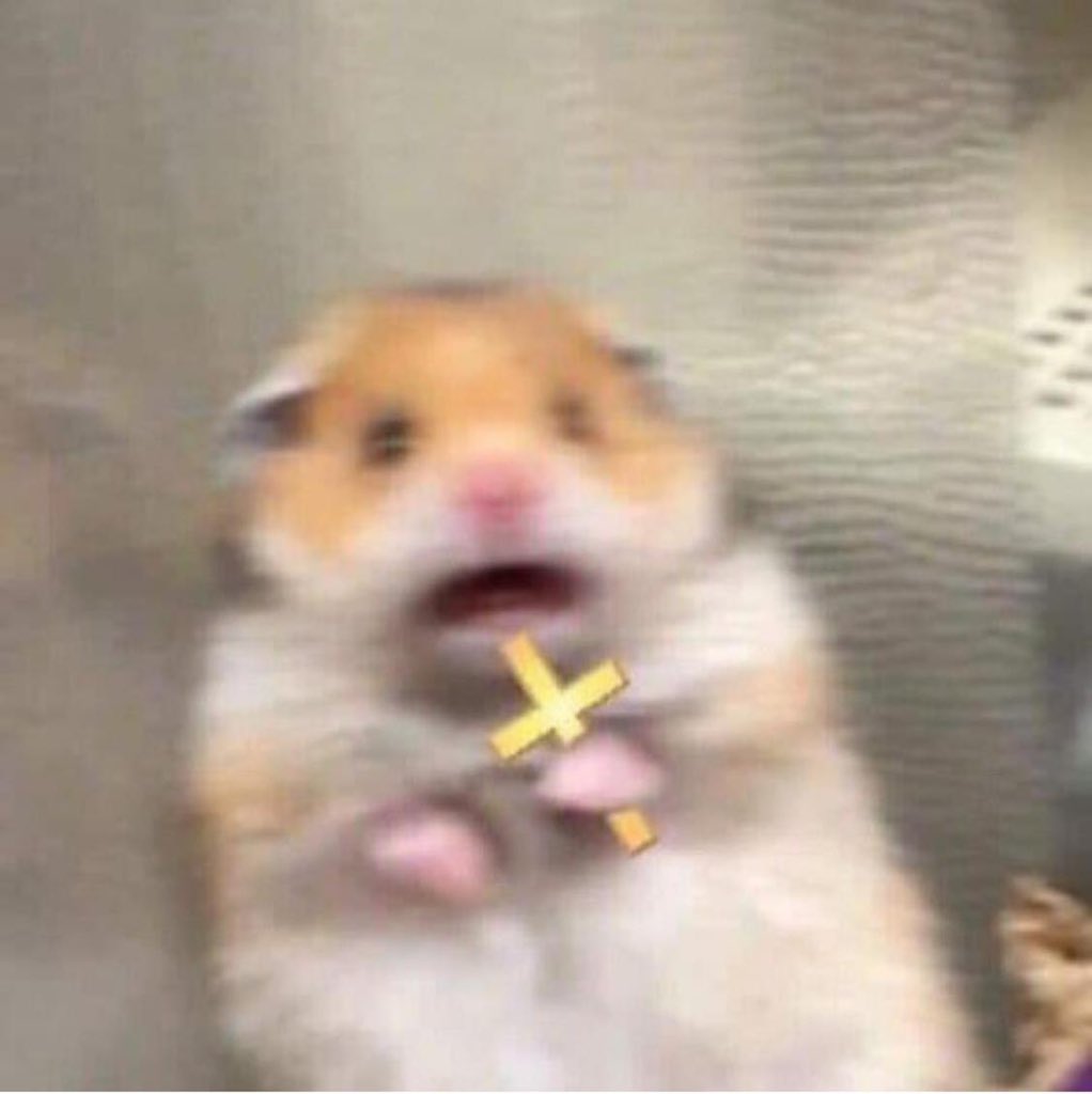 23islxm's tweet photo. Dany when she fell off her dragon 😂😂😂 #GameofThrones https://t.co/ShiIONSL1b