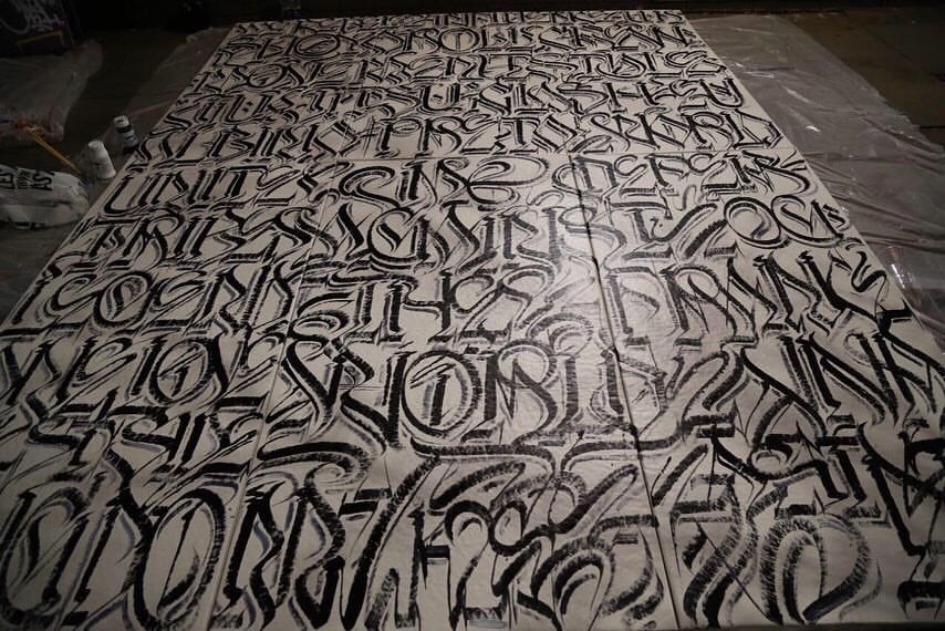 RVCAJapan's tweet photo. #deferism || DEFER working his art onto jiu jitsu mats || #artistnetworkprogram #rvcasport || photo : @yoshi2406 https://t.co/6dGuhpKoYb