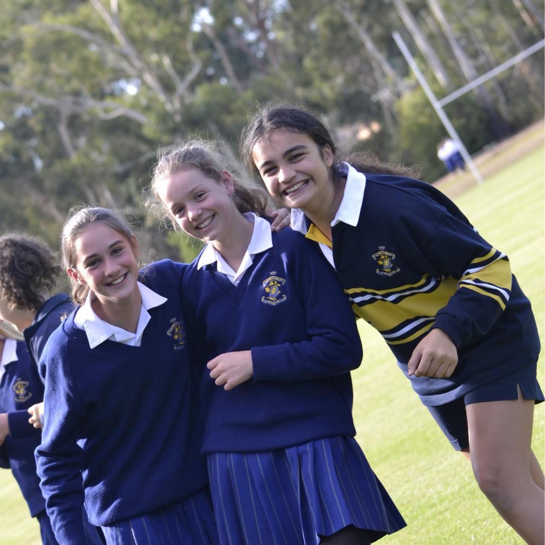 CLCEltham's tweet photo. Lunchtime fun and friendship with our Year 7 students today to launch the start of their Dodge-ball tournament. Today saw 7E take on 7F with lots of other Year 7 students cheering them on. #unlimitedpossibilities #clcsisterhood #clcspirit #clccommunity #clcsport https://t.co/JaciIE39rB