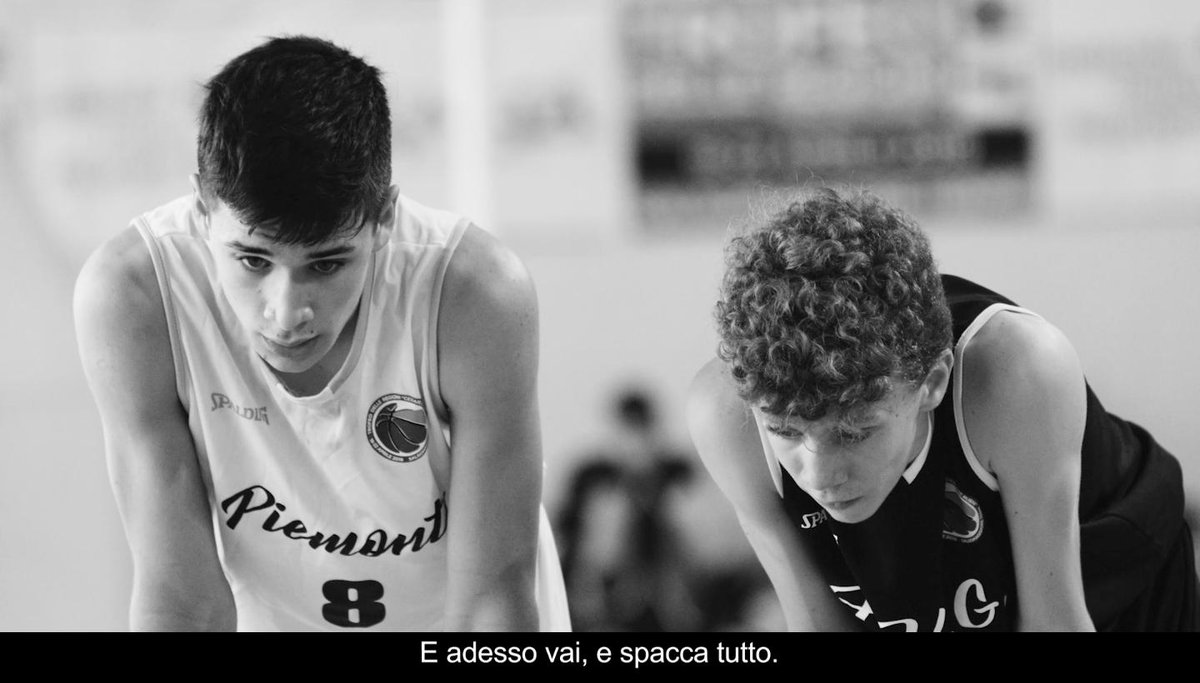 parallelecinico's tweet image. Abbiamo realizzato questo video come omaggio ai giovani e ai genitori. Ci siamo emozionati nel realizzarlo, speriamo sia lo stesso per voi nel guardarlo.
È la lettera di un papà al proprio figlio...
La voce è di Andrea Meneghin.
VIDEO: facebook.com/LaGiornataTipo…