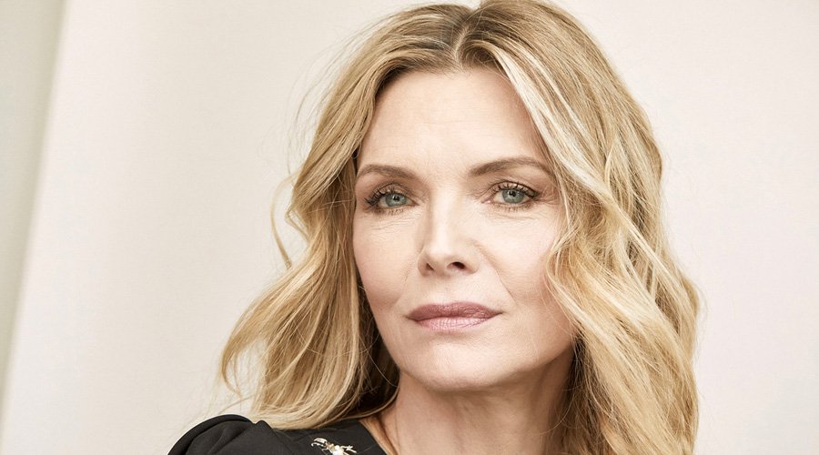 Happy birthday, Michelle Pfeiffer & Uma Thurman 61/49 