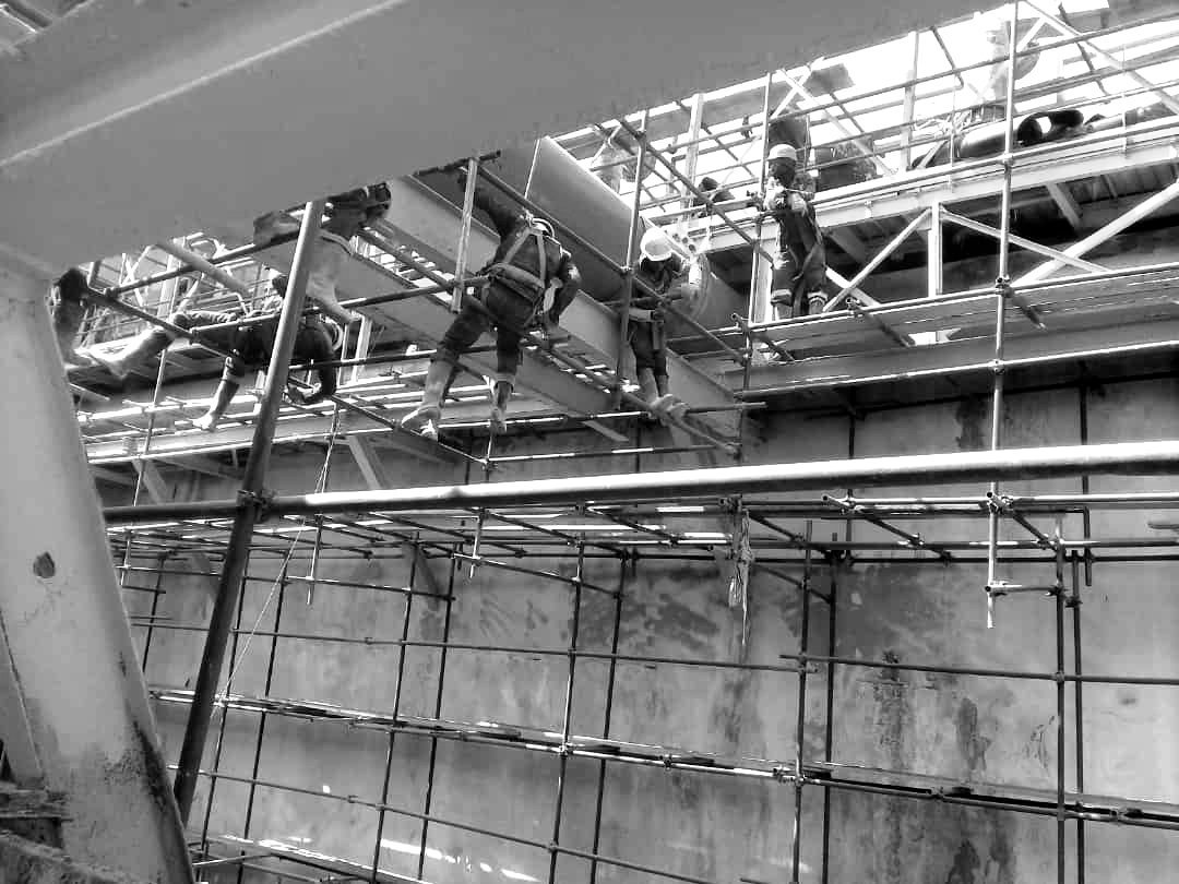 Modoubye2's tweet image. Hi c modou beye i am chafaudeur i wanted to work with you but how to access your compan ..  My number c +221772693119 mbayendire@gmail.com