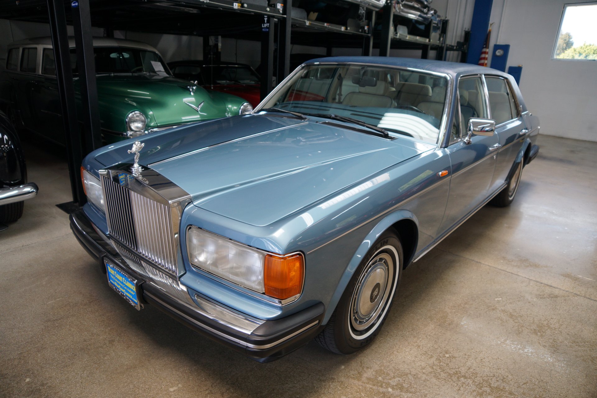 Rolls Royce Silver Spur Technical Specs Fuel Consumption Dimensions