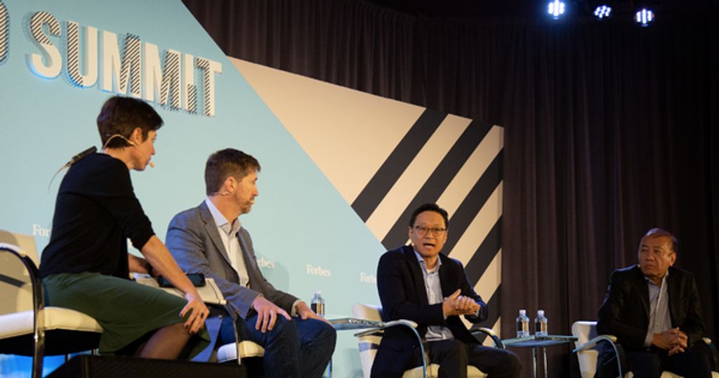 DavidTareen's tweet photo. Blockchain Could Be Used By At Least 50% Of All Companies Within 3 Years, Oracle Exec Says https://t.co/RKDCd8zEYU #Blockchain https://t.co/h7TbHe7EfV