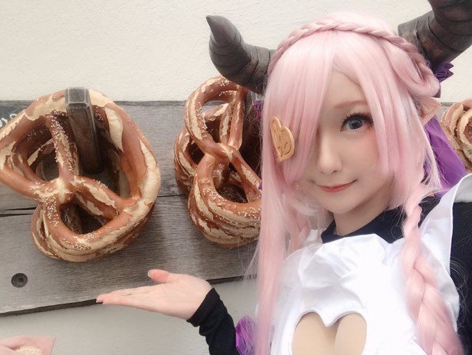 Twitterのコスプレ画像2