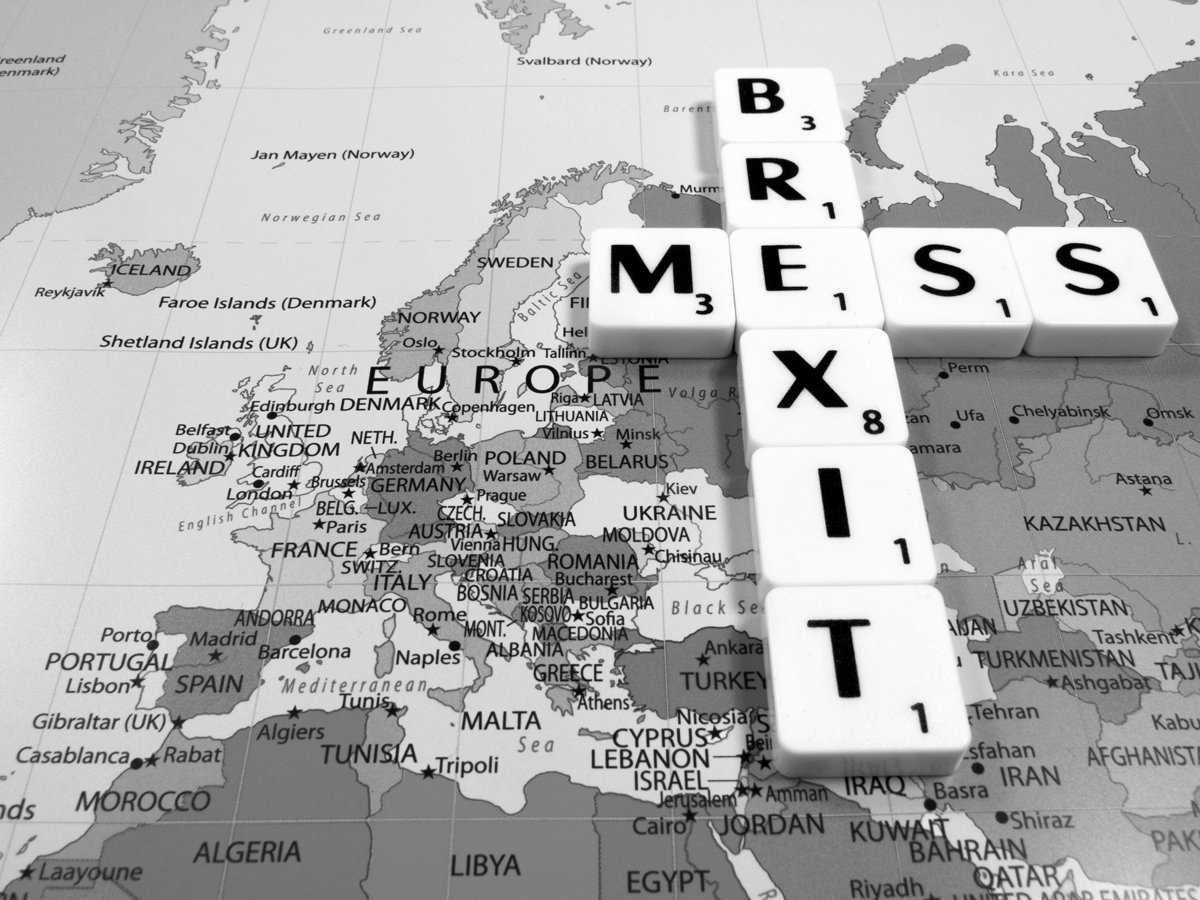 Expatica's tweet image. 🇪🇺🇬🇧 What’s the #brupdate on Brexit?! We’ve got you sorted! ☑️😉ow.ly/R5gi50qiI9L

#BrexitVote #brexitbantz #brexitextension #expatguide #EU #UK #expat #expatlife #BrexitMayhem @BrExpatsEU  @InLimboBrexit 
@IanDunt @_UKExpats