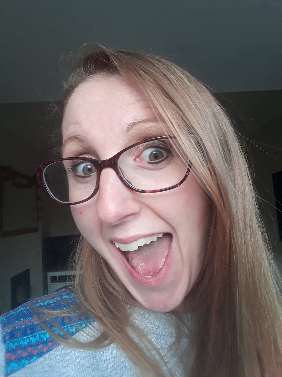 This is my #ShoutieSelfie for Maternal Mental Health Week. 1 in 4 mums suffer. Most in silence. Please join <a href="/MummyLinksApp/">Emily Tredget</a> in supporting this #hiddenhalf by posting this message, tagging 5 friends because #maternalMHmatters. For more info: bit.ly/SSM18