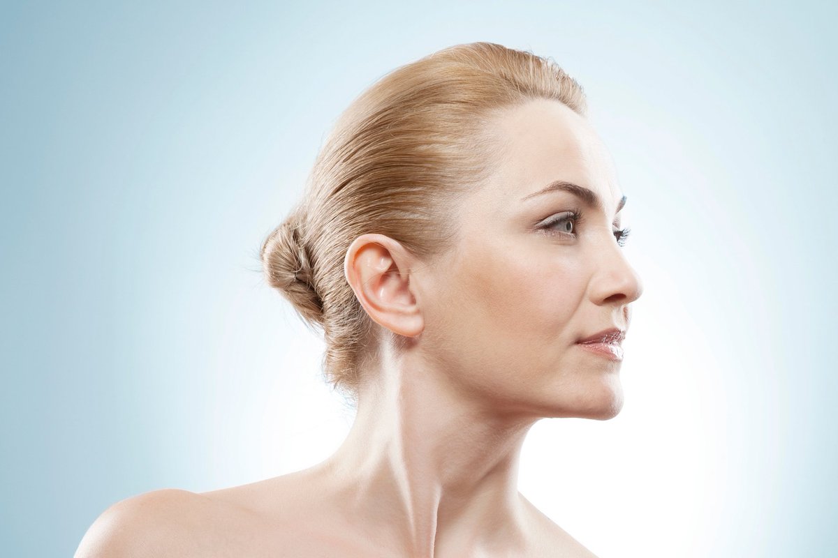 The most popular facial plastic surgery procedures are... ow.ly/Q8yw306J5gF #facelift #rhinoplasty