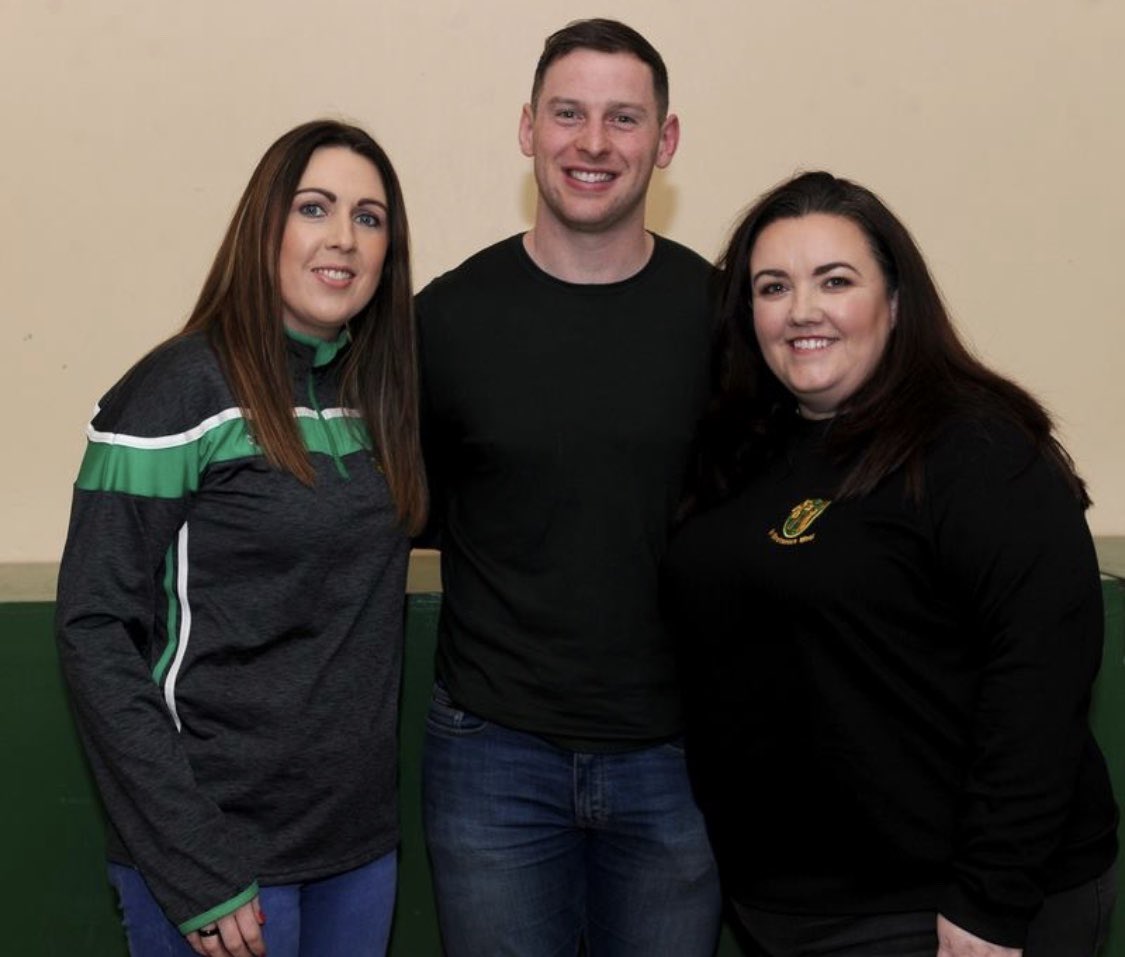 Huge thank you to @PhillyMcMahon who delivered a very heartfelt & powerful message on substance abuse, mental health & the benefits of community support at @GranemoreGFC’s health & wellbeing event on Friday👏🏻👏🏻 #morningmirrorsmile #halftimetalk #communitysupport #knowtheeffects