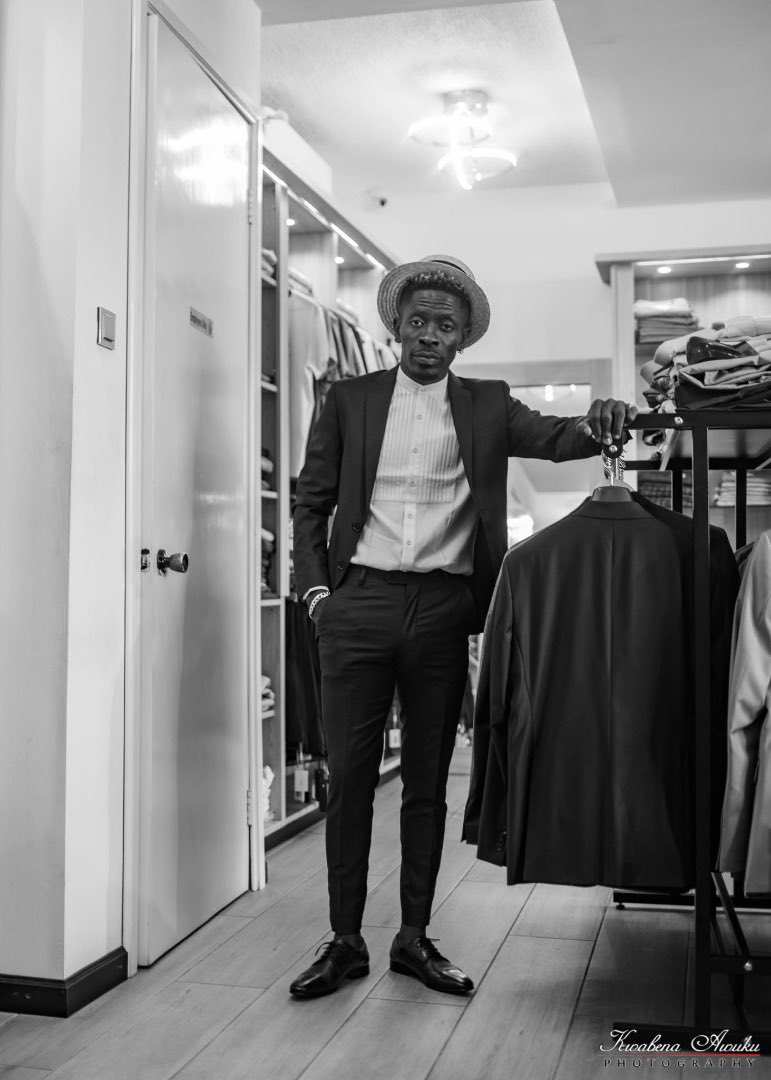 shattawalegh's tweet photo. I wanted to buy cars n mansions thru music, made money and hv invested in other fields so music is jst for da fun of it cuz that’s what I call entertainment.Tell yr artiste not to compete with me cuz he is not in my league at https://t.co/TKVh3NDjxz https://t.co/hnStFv6Bvo