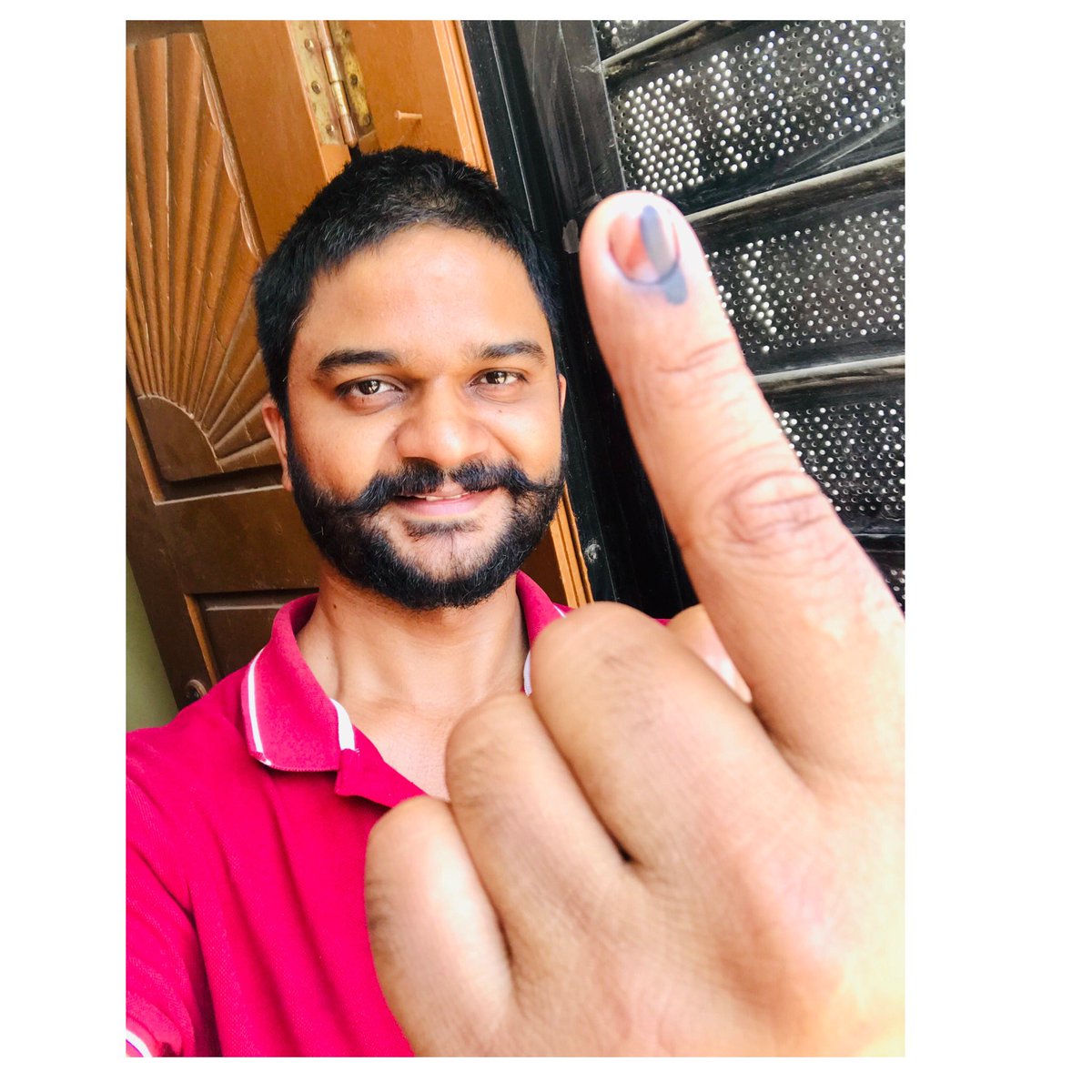 WAGHdinesh's tweet image. #Go_VOTE!!!🇮🇳
#NoExcuses #GoVote #loksabhaelections2019 #voteforindia🇮🇳  #votemajha