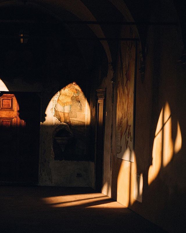 OPENHOUSE_mag's tweet photo. The beautiful town of Brescia shot by @robbiel1 for issue No.11.
.
.
#robbielawrence #openhousemagazine #openhouse #palazzomonti #brescia https://t.co/ZFAhFoRSHp