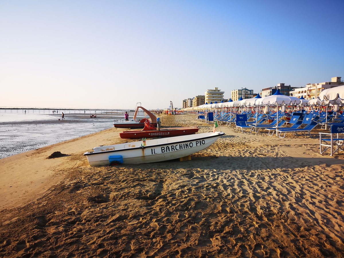 HotelEliseo_'s tweet photo. What about spending you #vacation on the #beach in #Italy enjoying the #sun, #sand & #sea & learning to #cook too?
Yes You can, with Nonna Violante in #May in #Romagna!
#cookinitaly #cookinglesson #cookingholiday #food #foodblogger #hoteleliseoigea
https://t.co/n6jOBid2O0 https://t.co/8aRnF4JVP1