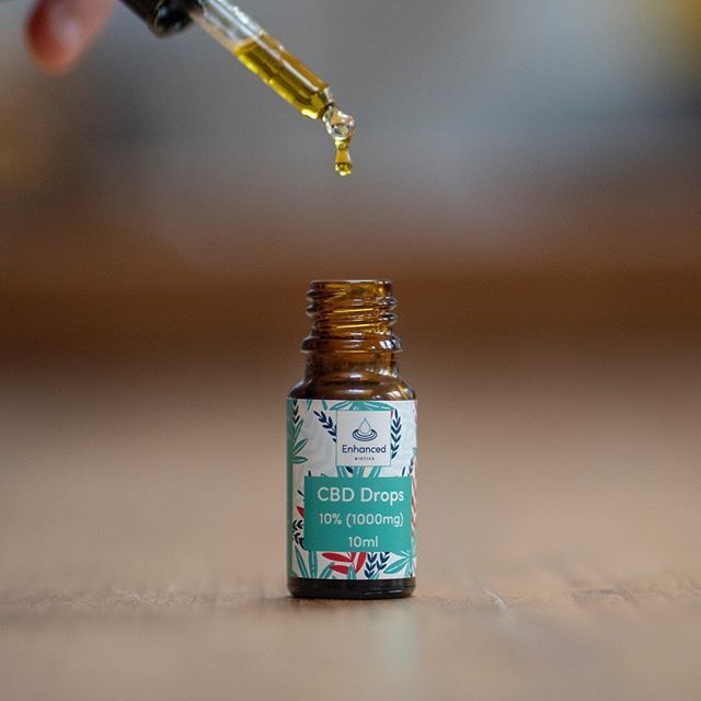 meetenhance's tweet image. Our vegan friendly, gluten free and completely organic CBD drops make a great addition to your Monday morning self care routine. Start your week off right. Shop CBD now or learn more about CBD on our webpage. (Link in bio). #rediscoverwellness #nottested… bit.ly/2GEe9OM
