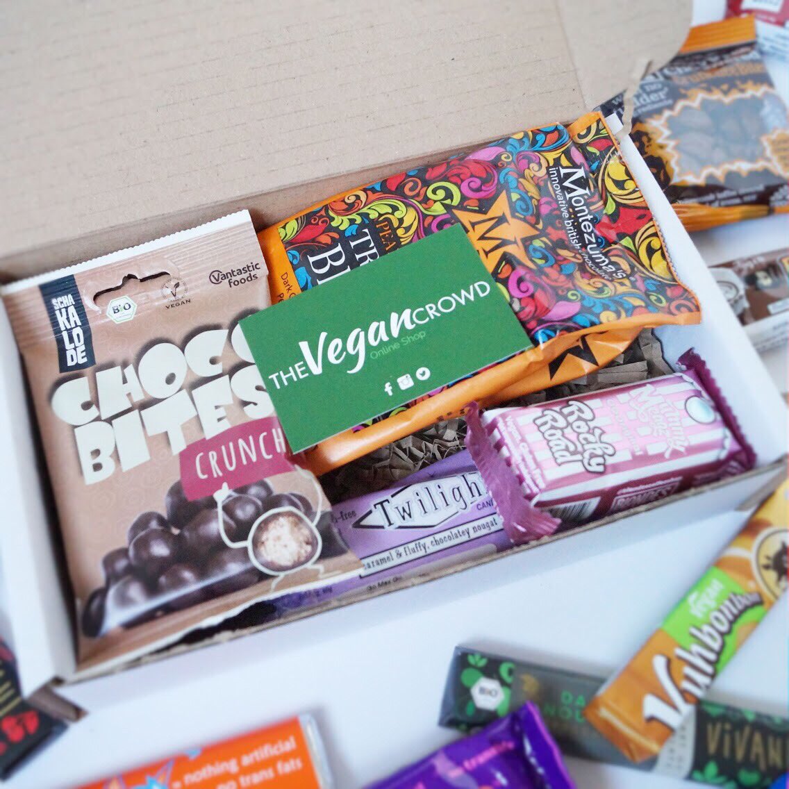 Happy Birthday to our little shop!  🥳 Two years ago our website went live! 
•
Use the code HAPPYBIRTHDAY at checkout when the Mini Box Bundle or the Gluten Free Mini Box Bundle is added to your cart. Ends tomorrow. #vegansnackbox #veganchocolate #glutenfreevegan