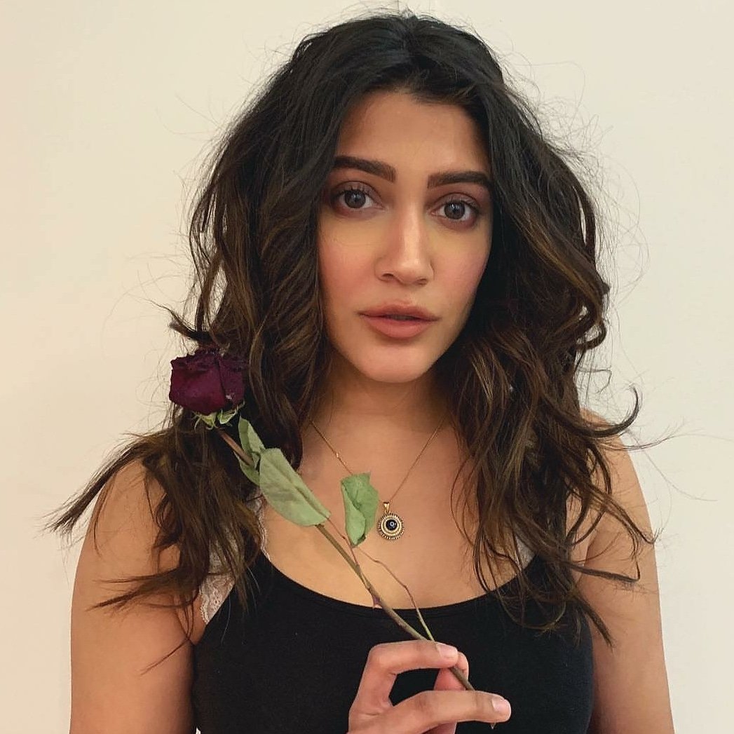 rose_audiovis's tweet photo. Rivanah Banerjee coming to your screens soon! #MarryMeStranger #webseries #applauseentertainment #RoseMovies https://t.co/tLVd5hr93E