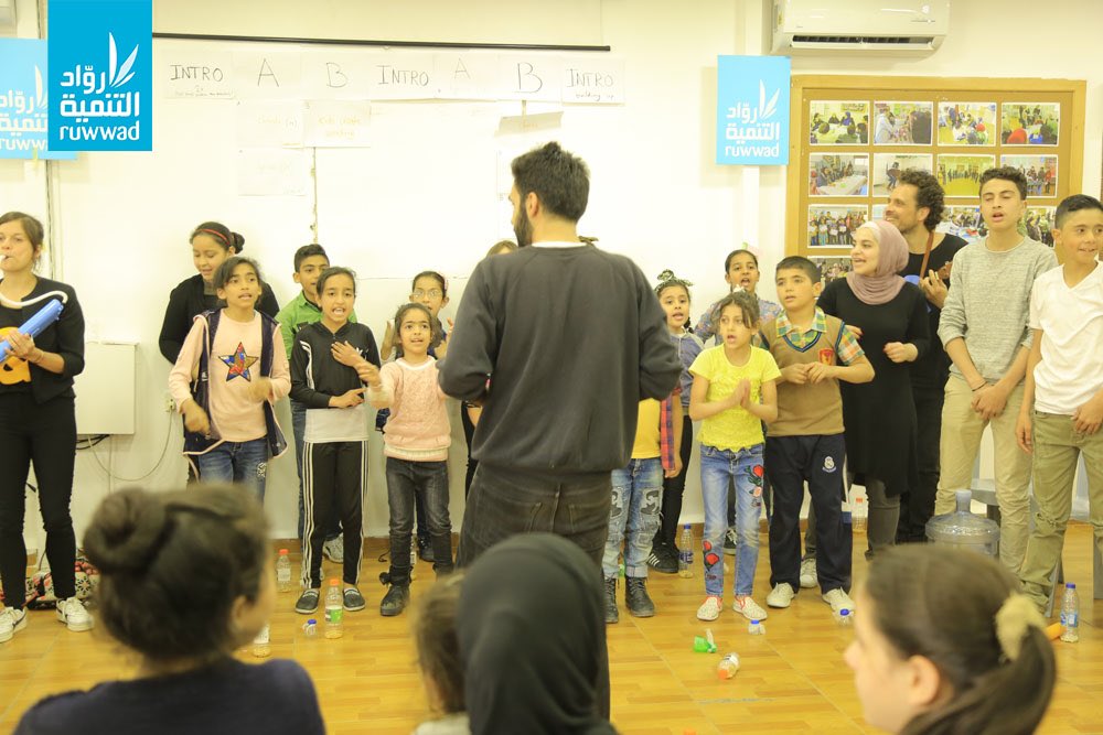 أقيم هذا الأسبوع الاحتفال النّهائي  لتدريب المرحلة الثّالثة من ورشات 
الموسيقى مع مؤسسة Sound of Change بحضور شبابنا والأطفال وأهاليهم. <a href="/soundsofchange_/">Sounds of Change</a>