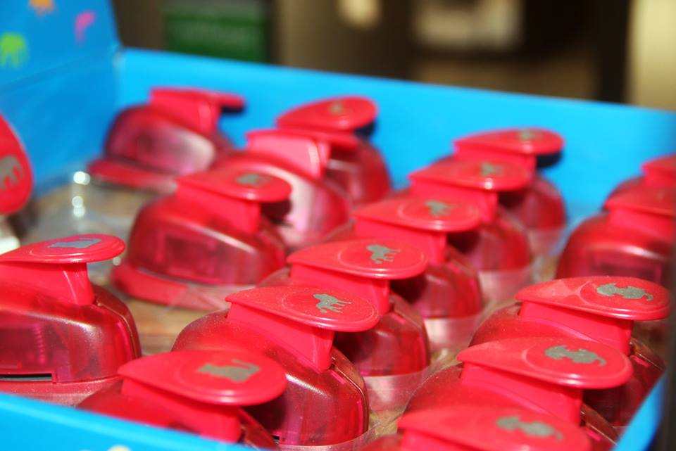 ‼️Vairāk kā 140 dāžada veida motīvu caurumotāji rokdarbiem‼️
▶️ timer.lv/magento/hobija… 
#timerlatvija #dekorativiecaurumotaji #motivucaurumotaji #diy #heyda #vissrokdarbiem