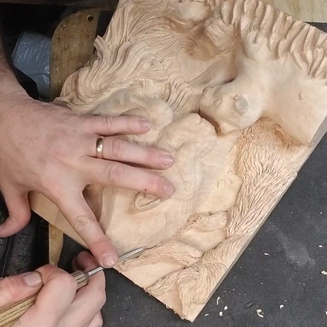 Madcarver00's tweet photo. Title: Lion Family
Behind the scenes, become a Patron:
https://t.co/6cGehP2DDb
#magicalrealism #lions #Wildlife #Bigcats #woodsculpture #howtocarve #woodworking #woodcarving #sculpture #lioncub #lioness #king #artcollectorsoftheworld #kunstwerk #artcritic #artLA #artwatcher https://t.co/4wPySJEB0q