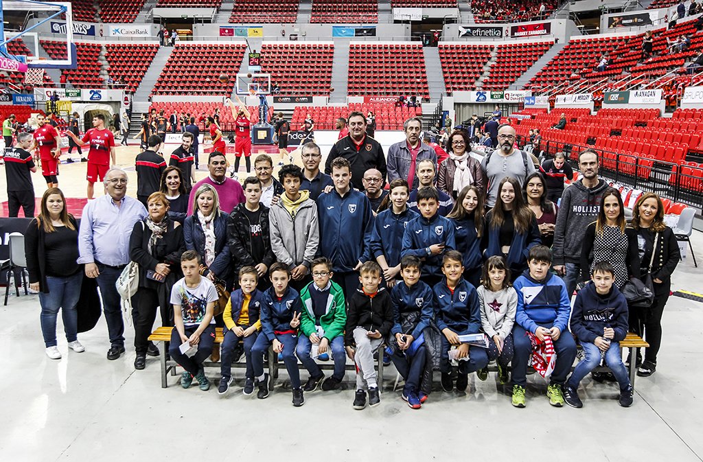 El sábado nos acompañaron en el Príncipe Felipe grupos de: 

👉🏼 <a href="/BasketVenecia/">Sección de Baloncesto Stadium Venecia.</a> 
👉🏼 <a href="/CBAlmozara/">Baloncesto Almozara</a> 
👉🏼 <a href="/DownZaragoza/">Fundación Down Zgz</a> 
👉🏼 Villamayor

¡Muchas gracias por vuestro apoyo! Un placer recibiros en nuestra casa #BKZVBC | #SienteZaragoza🦁 #AúpaT