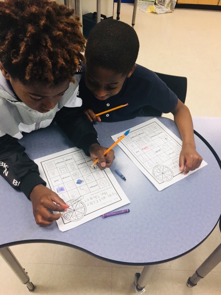 TeacherTwinning's tweet photo. Making sure we know our Polygons by playing some BINGO! #teamwork #testprep #VAsol https://t.co/2T7r39xRWt