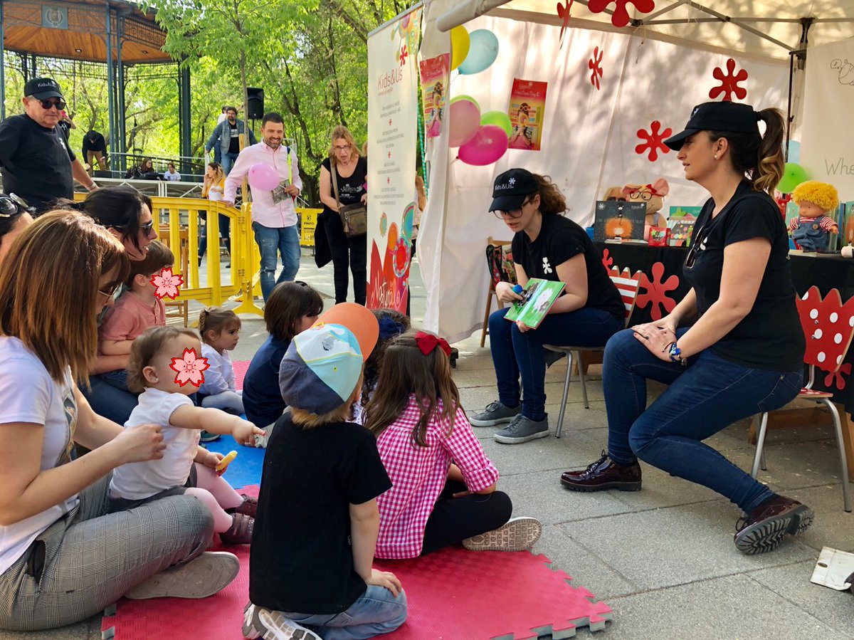 kids_pinto's tweet photo. Gracias a @BibdePinto por su acogida en la Feria del Libro un año más y a todas las familias interesadas en nuestras colecciones de cuentos infantiles en inglés para todas las edades!📚🖍😉#WorldDayBook #wearekidsandus https://t.co/hyBsQjOtwp