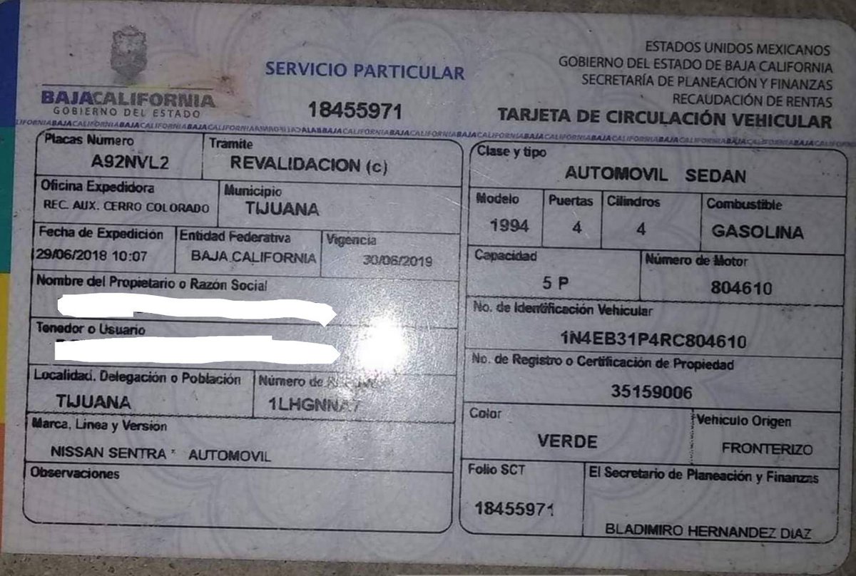 BereniceDiazG's tweet photo. #Tijuana | increíble!
Hace 6 meses le robaron su vehículo un Nissan Tsuru, esta semana por fin pudo recuperarlo y con la sorpresa de que lo hicieron taxi libre, aun con el reporte de robo fue amparado por el Ayuntamiento.
Así la realidad de la corrupción dentro del Ayuntamiento https://t.co/u5jfM5Edlb