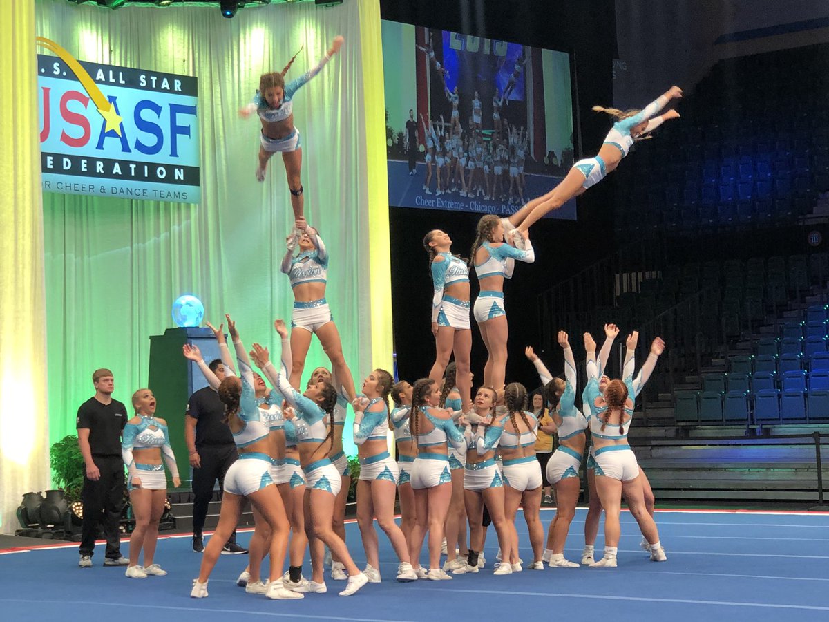 CheerTheory's tweet photo. Such a STRONG final performance for CEA Chicago Passion 👏🏽👏🏽👏🏽 #HP https://t.co/4gBm7rVTP6
