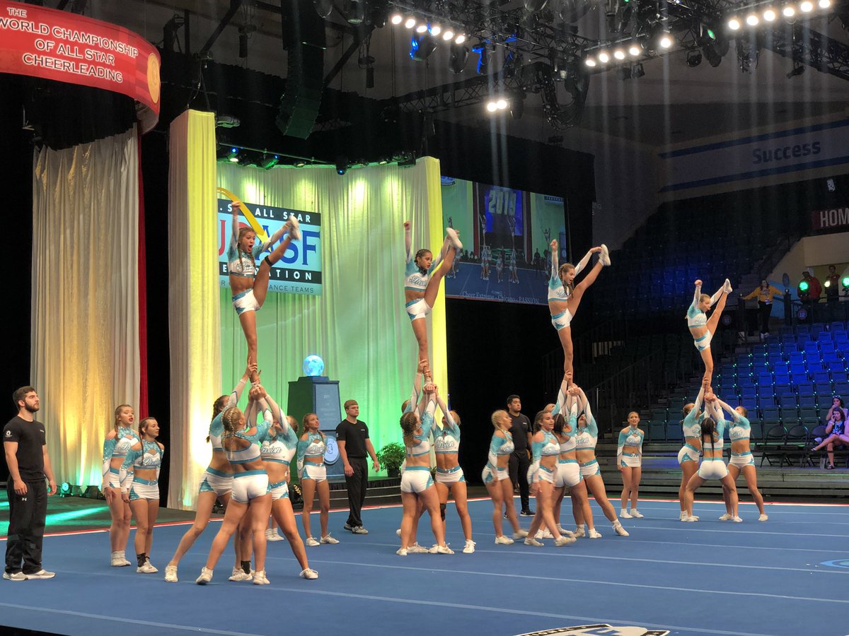 CheerTheory's tweet photo. Such a STRONG final performance for CEA Chicago Passion 👏🏽👏🏽👏🏽 #HP https://t.co/4gBm7rVTP6