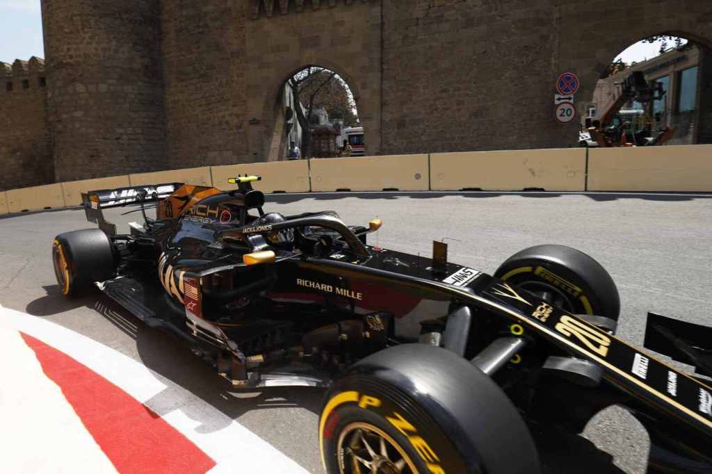 racemag's tweet photo. Podcast om Aserbajdsjans GP: Flotte detaljer fra Mercedes https://t.co/iyoAFSWnHf https://t.co/WCoFAUxwR3