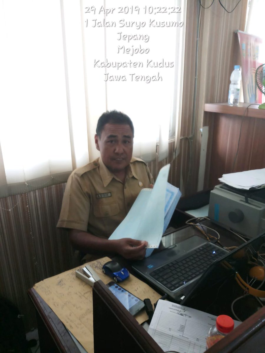 Deliverynya DINAS DUKCAPIL KUDUS hari ini nih gaes. saat mengantar akta kelahiran dan KK ke rumah sakit, BLUD dan rumah pelayanan yang ada di Kudus. Dan ingat gaes semua pelayanan DINAS DUKCAPIL KUDUS GRATIS.!!
<a href="/pututwinarno09/">P. Win</a> 
@Shofian66 
<a href="/tamzil_hartopo/">Bupati & Wakil Bupati Kudus</a> 
<a href="/dukcapil_jateng/">Dukcapil Jateng #GISA #AyoKerjaManeh</a>