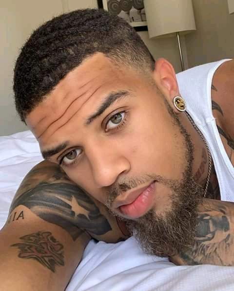 mxevaa_'s tweet image. 