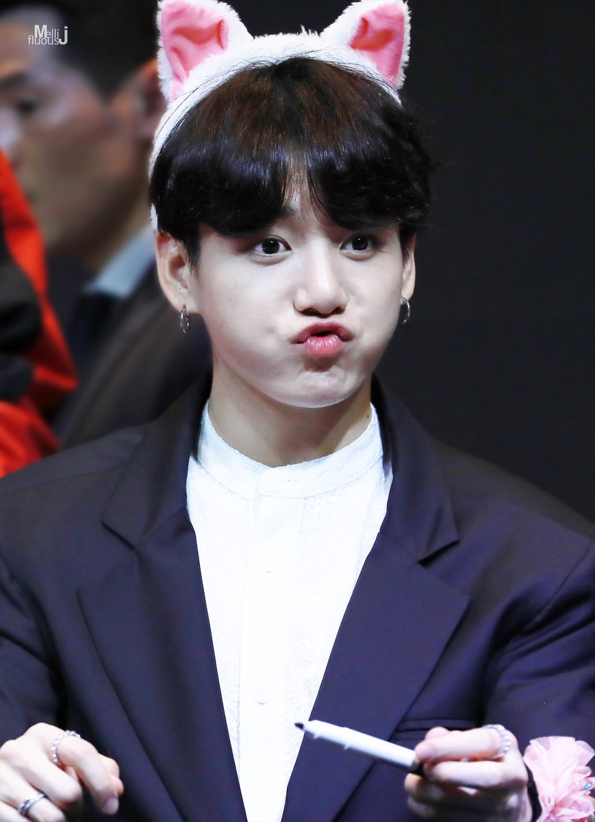 mellifluousJK's tweet photo. 190424 #정국 #jungkook 

우리쩡구기 벌써 보고싶어ㅜㅜㅜ♥

#BBMAsTopSocial BTS @BTS_twt https://t.co/X7h89apwAQ