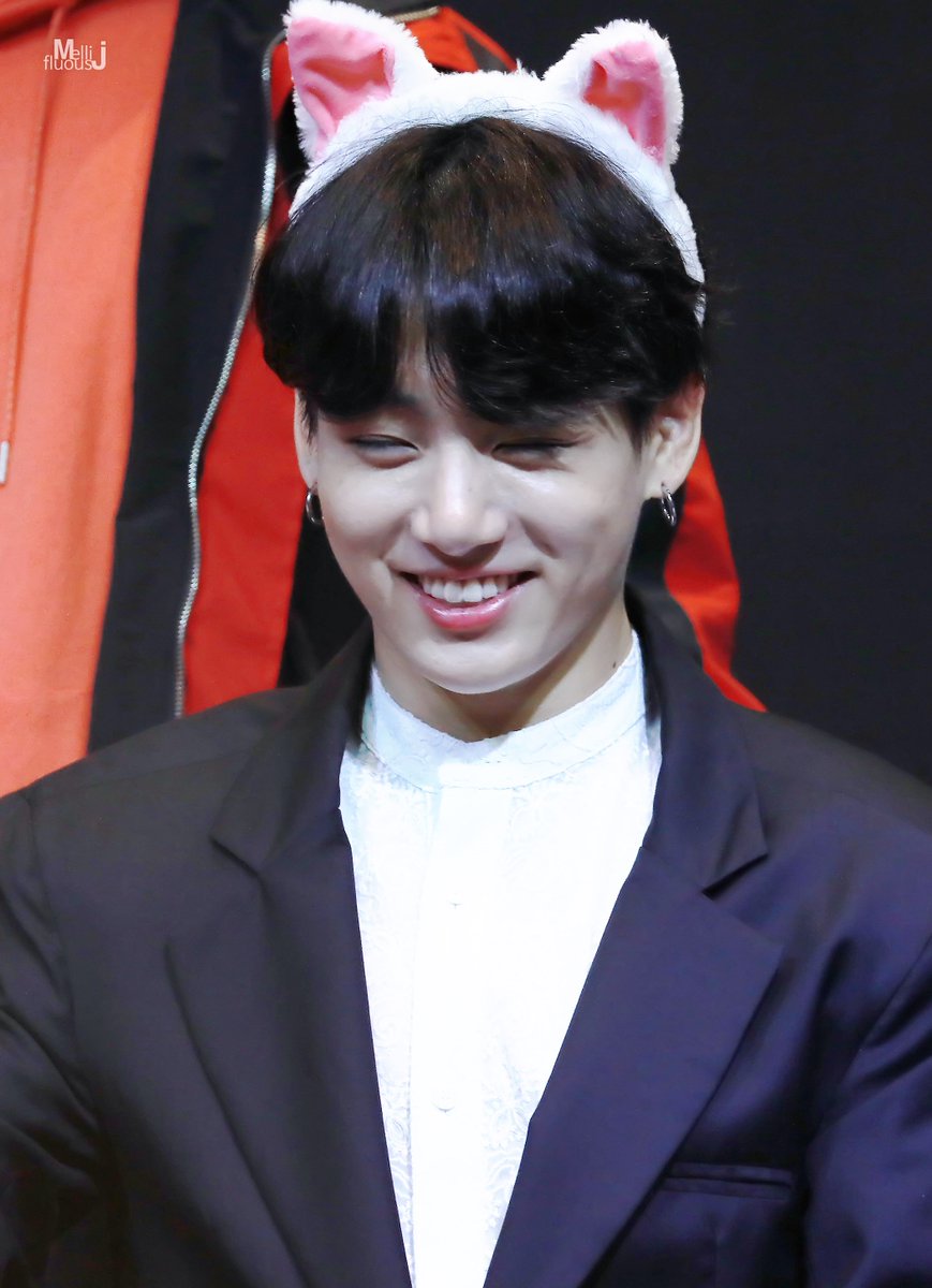 mellifluousJK's tweet photo. 190424 #정국 #jungkook 

우리쩡구기 벌써 보고싶어ㅜㅜㅜ♥

#BBMAsTopSocial BTS @BTS_twt https://t.co/X7h89apwAQ