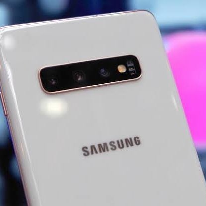 VuzukIndia's tweet photo. The result of 10 years of pioneering mobile firsts, Galaxy S10 series introduce the next generation of mobile innovation. . 

#samsunggalaxy #samsung #s10 #innovation #dynamic #camera #sound #infinitydisplay #tech #technolo #techblogger #techgram #technologynews https://t.co/q00ou0AQkR