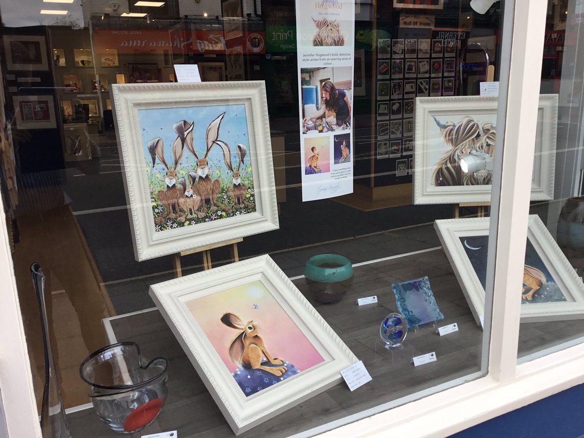 BluestoneArt's tweet photo. Some of the newest editions to the Bluestone Gallery. Jennifer Hogwood and new pieces by John Waterhouse. More pieces of artwork within our showroom 🖼👌🏻 

#JenniferHogwood #JohnWaterhouse #Art #Artwork #ArtForTheHome #Hares #Colour #Vibrant #DiamondDust #Sparkle #Landscapes https://t.co/7aHCoXB34k