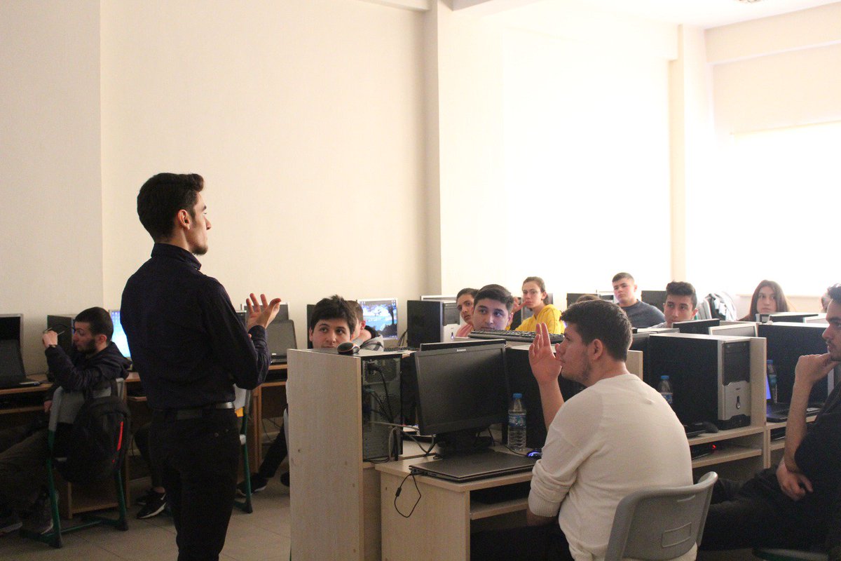 sibergazitr's tweet photo. Bu yıl 3.sü düzenlenmiş olan Hacker Camp 2019 da deneyimli eğitmenlerimizin yanında bizler de yer aldığımız için gurur duyuyoruz. @cybernovaltd @m_altinkaynak @AltnokBesim @ibrahiimtas @baydurbaris https://t.co/WMPQVVH6hQ