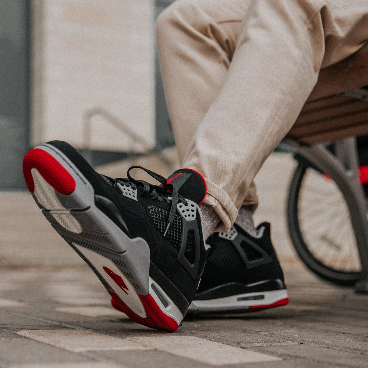 jordan 4 bred on feet
