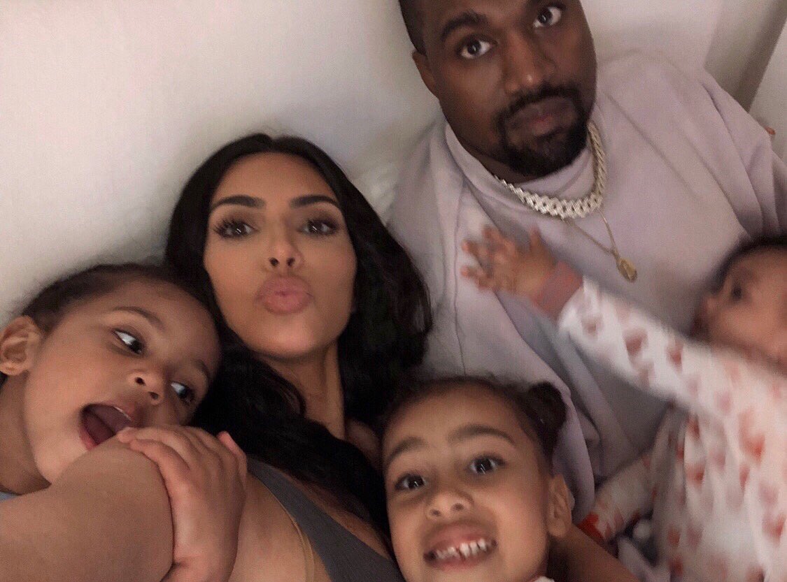 kanyecharts's tweet photo. @kanyewest has officially the most streamed song from 2007 on spotify with “Stronger”. 
Congrats Ye!!!!!!! https://t.co/NlBYxhQcYP